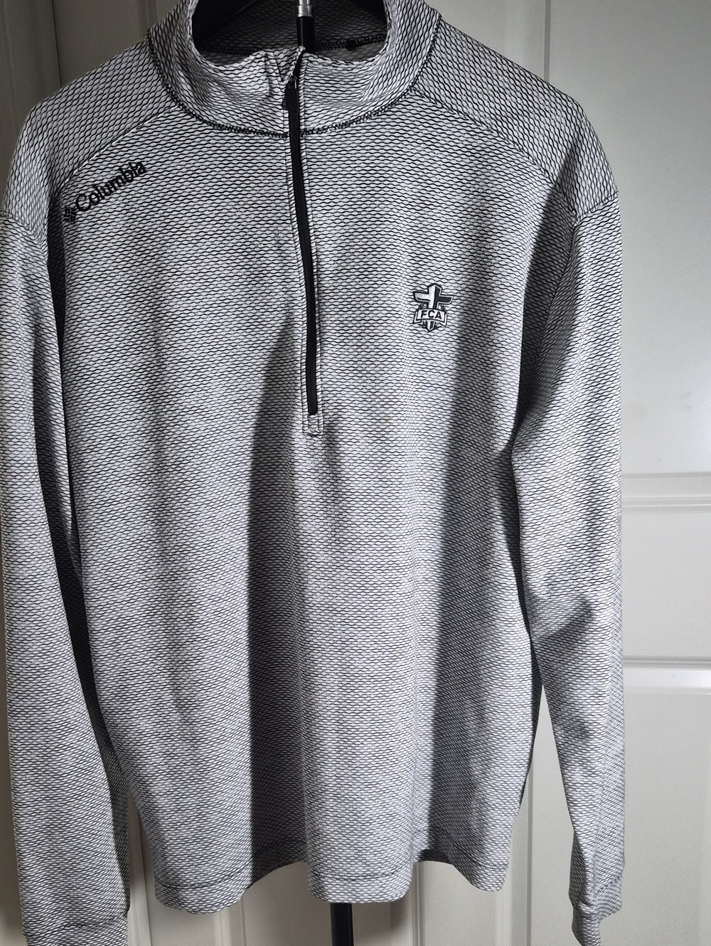 Columbia Men's Light Gray Quarter-Zip Performance Top